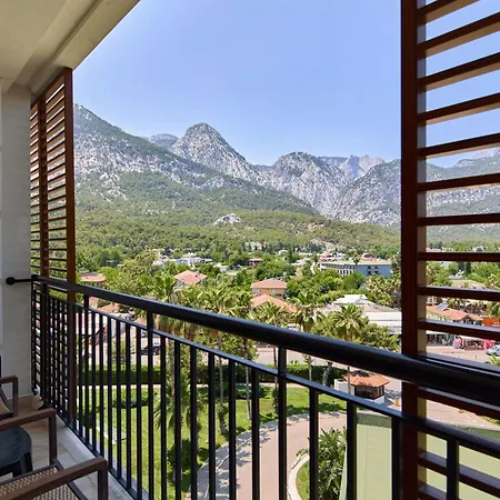 אתר נופש Rixos - Adult Only - The Land Of Legends Access בלדיבי